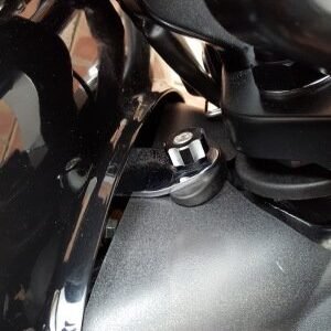 R 3 Fluted Tank Bolt